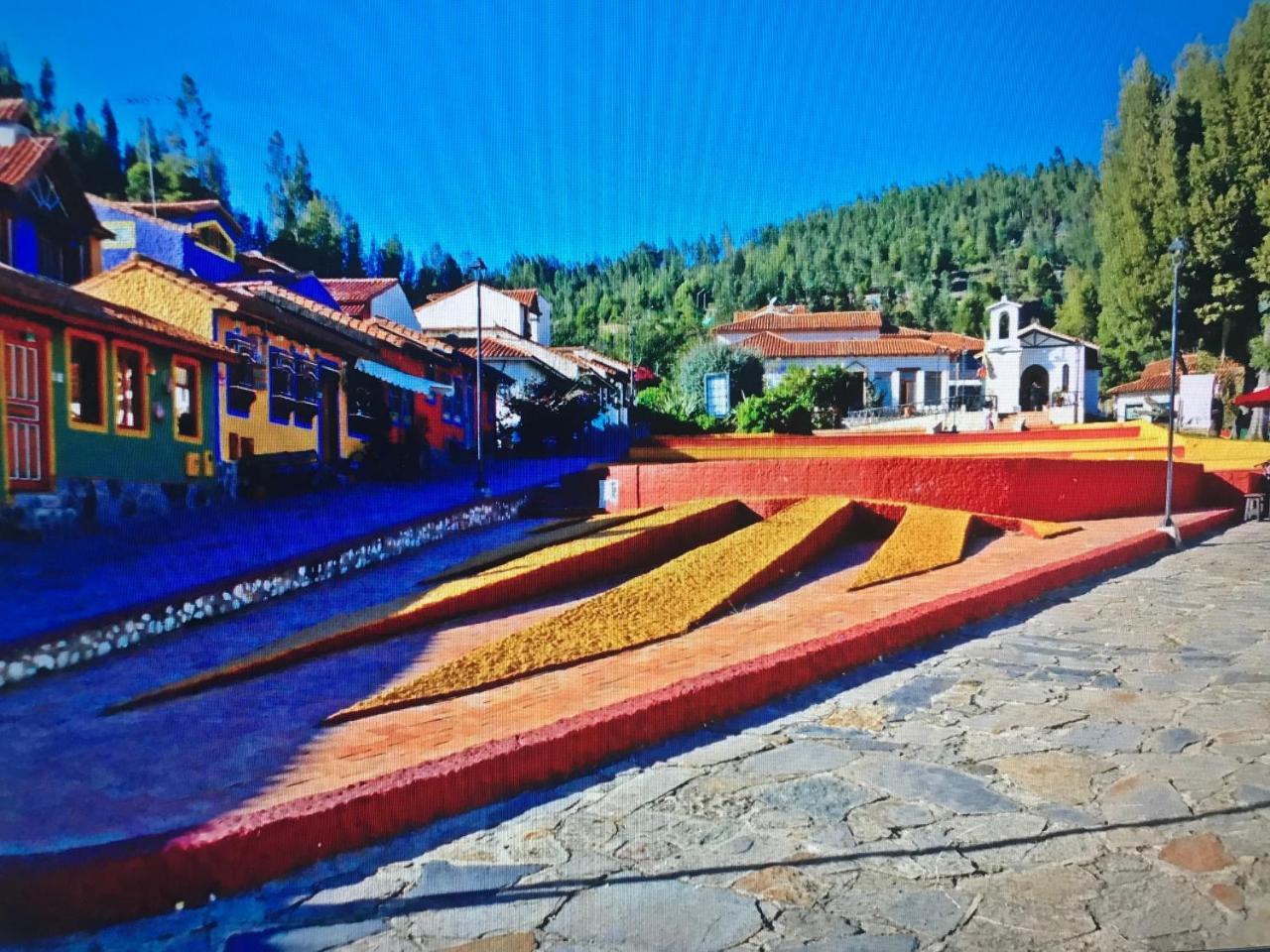 Casa Posada Maestro Carlos Aranguren Duitama Exterior foto